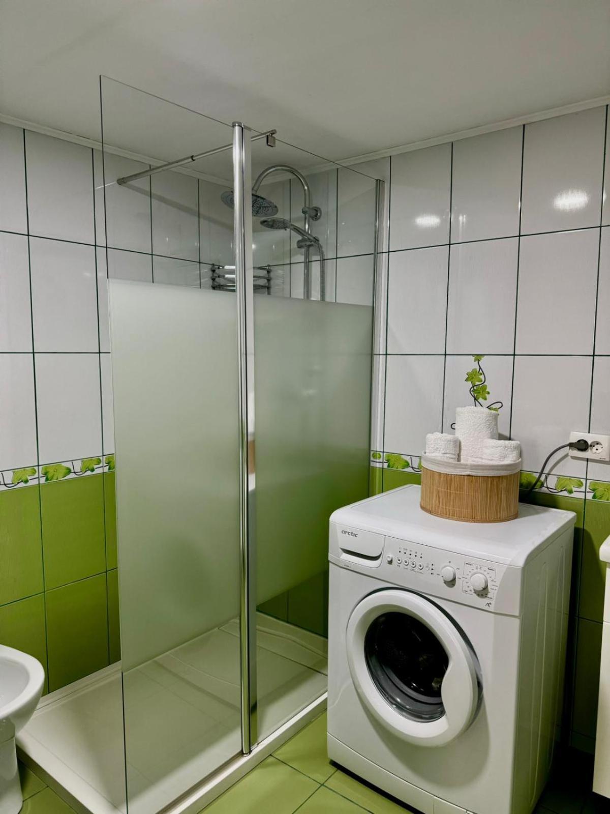 La Relax Apartment Брашов Екстериор снимка
