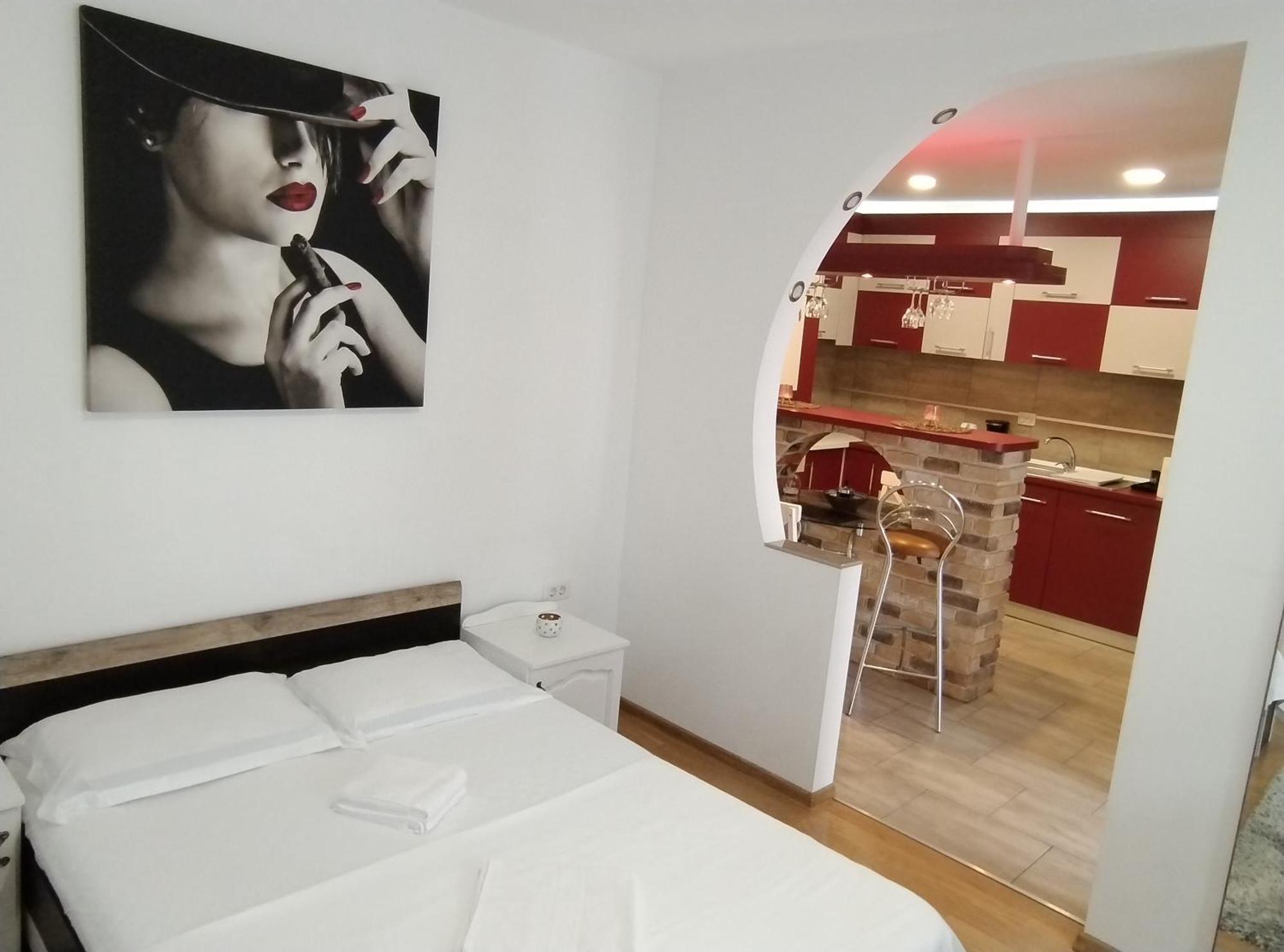 La Relax Apartment Брашов Екстериор снимка